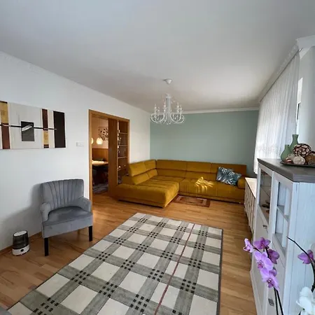 Acasa Apartment